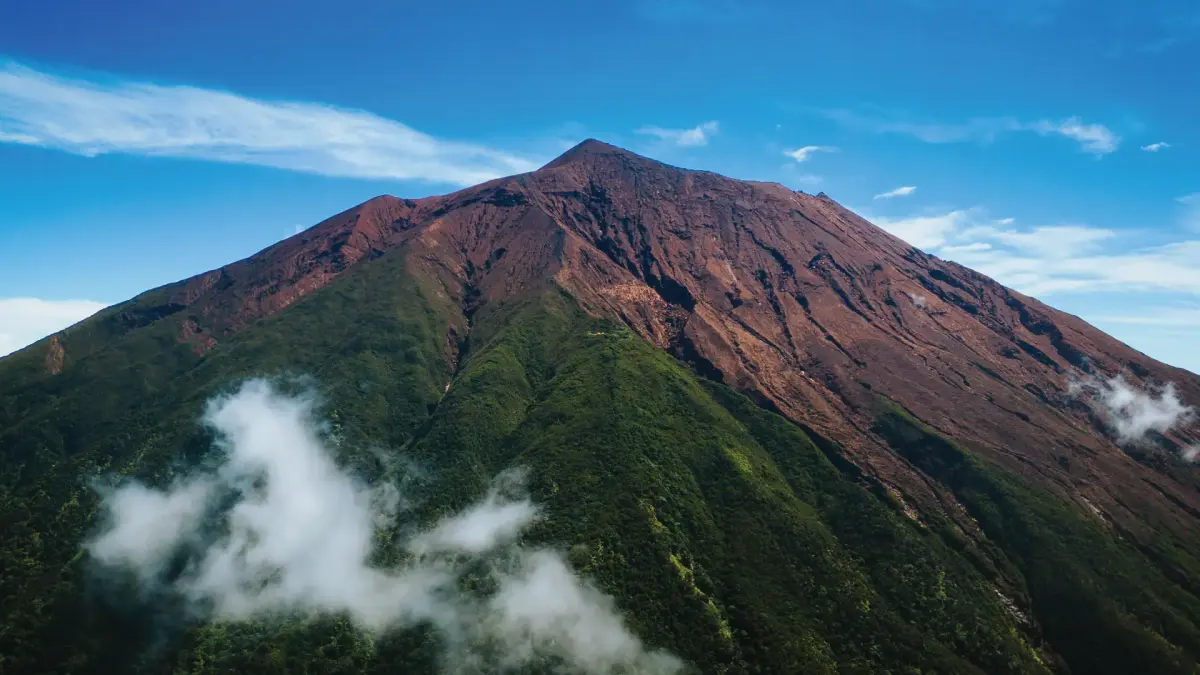 Mount Kerinci Trekking Guide